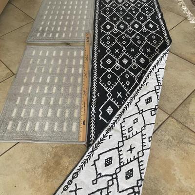 Rug lot