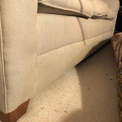 Ethan Allen Couch -Lot 450