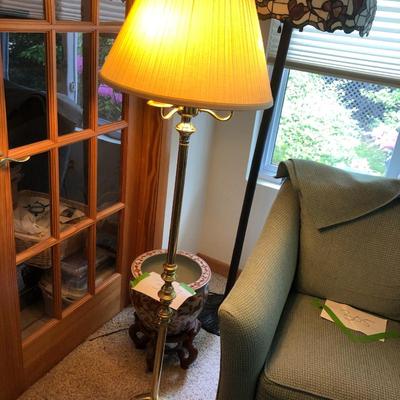 Dual Switch Floor Lamp -Lot 459