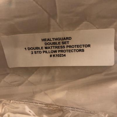 Healthguard Double Set Queen Mattress Protection & Pillow Protectors -Lot 461
