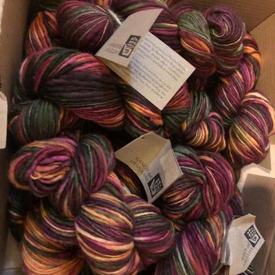 Box of Manos del Uruguay Color 109 Yarn -Lot 465