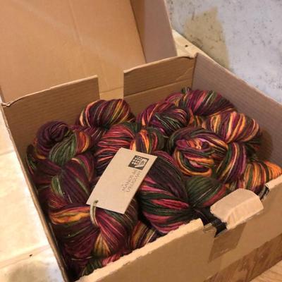 Box of Manos del Uruguay Color 109 Yarn -Lot 465