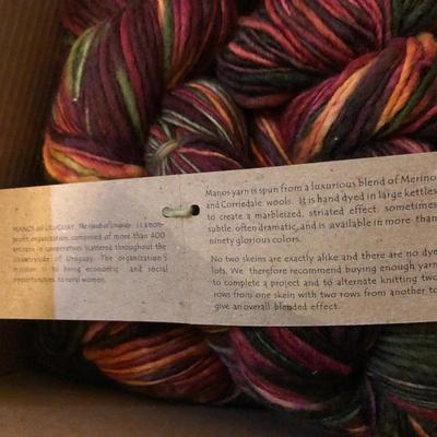Box of Manos del Uruguay Color 109 Yarn -Lot 465