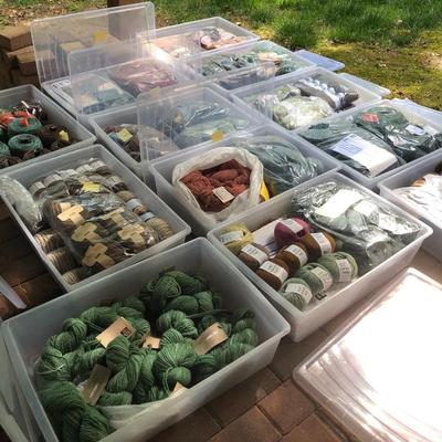 ***H U G E MEGA YARN LOT*** 12 Sealed Containers of Yarn (Baby Alpaca,Silk,Kid Mohair,Angora,Llama,Virgin Wool) -Lot 467