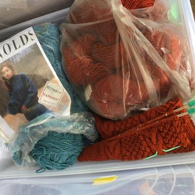 ***H U G E MEGA YARN LOT*** 12 Sealed Containers of Yarn (Baby Alpaca,Silk,Kid Mohair,Angora,Llama,Virgin Wool) -Lot 467