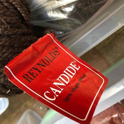 ***H U G E MEGA YARN LOT*** 12 Sealed Containers of Yarn (Baby Alpaca,Silk,Kid Mohair,Angora,Llama,Virgin Wool) -Lot 467