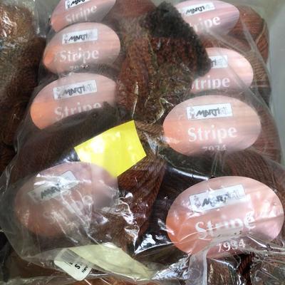 ***H U G E MEGA YARN LOT*** 12 Sealed Containers of Yarn (Baby Alpaca,Silk,Kid Mohair,Angora,Llama,Virgin Wool) -Lot 467