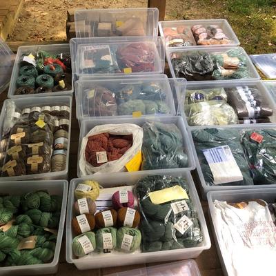 ***H U G E MEGA YARN LOT*** 12 Sealed Containers of Yarn (Baby Alpaca,Silk,Kid Mohair,Angora,Llama,Virgin Wool) -Lot 467
