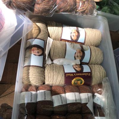 ***H U G E MEGA YARN LOT*** 12 Sealed Containers of Yarn (Baby Alpaca,Silk,Kid Mohair,Angora,Llama,Virgin Wool) -Lot 467