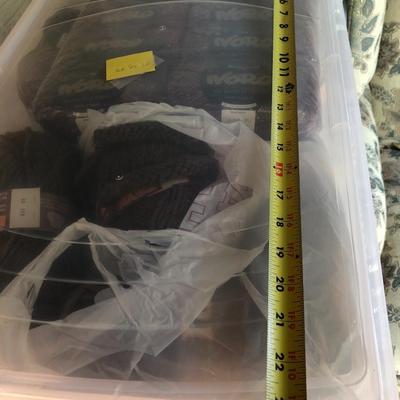 ***H U G E MEGA YARN LOT*** 12 Sealed Containers of Yarn (Baby Alpaca,Silk,Kid Mohair,Angora,Llama,Virgin Wool) -Lot 467