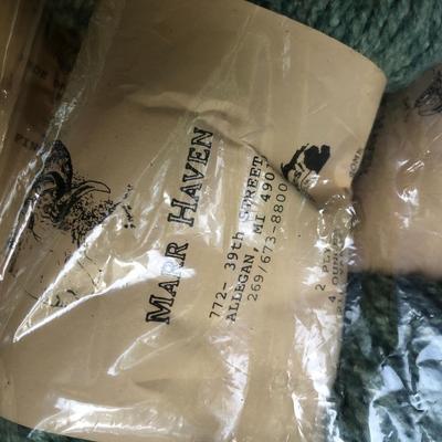 ***H U G E MEGA YARN LOT*** 12 Sealed Containers of Yarn (Baby Alpaca,Silk,Kid Mohair,Angora,Llama,Virgin Wool) -Lot 467