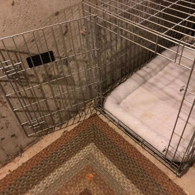 Coolaroo Dog Bed & Midwest Homes For Pets 36â€Lx24â€Wx28â€H -Lot 472