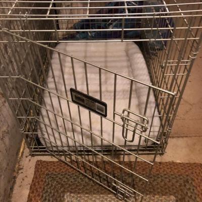 Coolaroo Dog Bed & Midwest Homes For Pets 36â€Lx24â€Wx28â€H -Lot 472