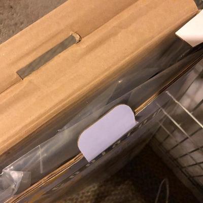 Coolaroo Dog Bed & Midwest Homes For Pets 36â€Lx24â€Wx28â€H -Lot 472