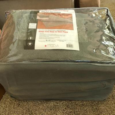 8â€™x11â€™ Macyâ€™s Super Movenot Non Slip Rug Cushion -Lot 309