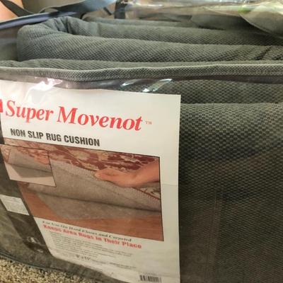 8â€™x11â€™ Macyâ€™s Super Movenot Non Slip Rug Cushion -Lot 309