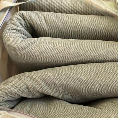 8â€™x11â€™ Macyâ€™s Super Movenot Non Slip Rug Cushion -Lot 309