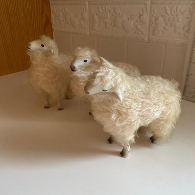 Three Putz Wool SHEEP!