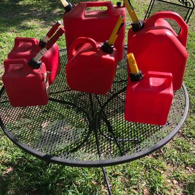 (6) various size gas cans