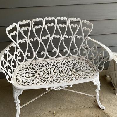 36â€ Cast Bench!