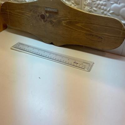 Wood Sweet Dreams Sign.