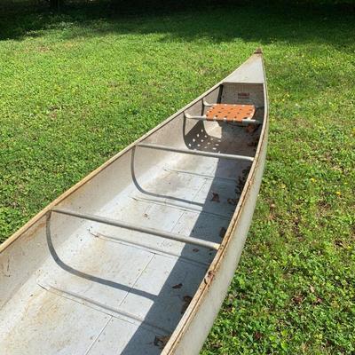 Vintage Sears 17â€™ Canoe