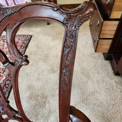 Vintage Carved Wood Arm Chair 24x21x39