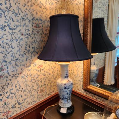 Asian Style Blue White Table Lamp