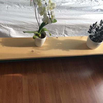 bench /storage area for the end of a king bed