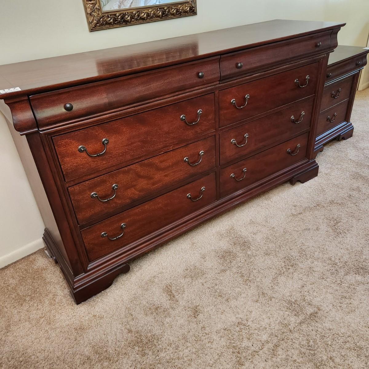 8 Drawer Lowboy Bedroom Dresser 64x18x35