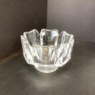Lot 631 Lot of Crystal Vases ~ Orrefors
