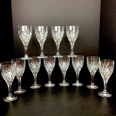 Lot 633. Set of Twelve Cristali Dâ€™Arques Durand â€œ Provence â€œ Water Goblets ( 8â€ Tall )