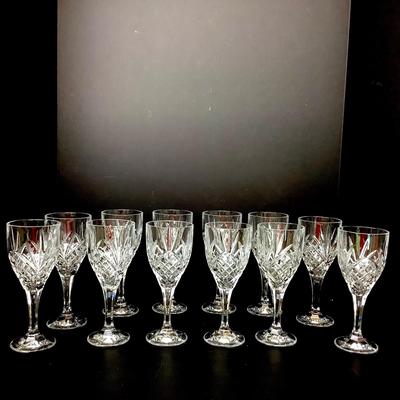 Lot 633. Set of Twelve Cristali Dâ€™Arques Durand â€œ Provence â€œ Water Goblets ( 8â€ Tall )