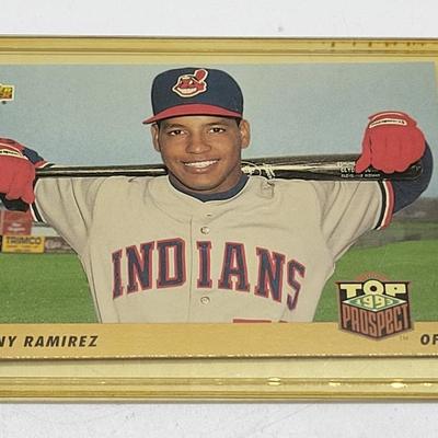 LOT 67: MLB Baseball Card Collection - Stars & Rookies - Ken Griffey Jr., Cal Ripken, Randy Johnson, &  more!
