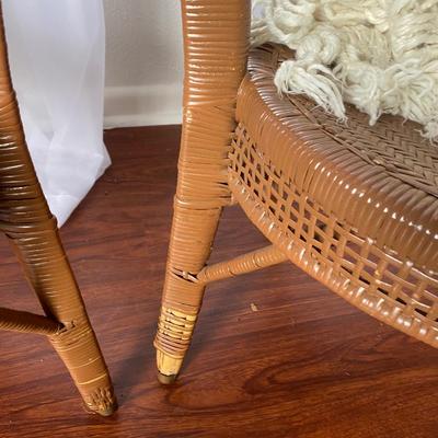 Pair of Vintage wicker Chairs and throw