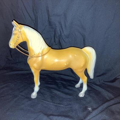 VINTAGE HORSES