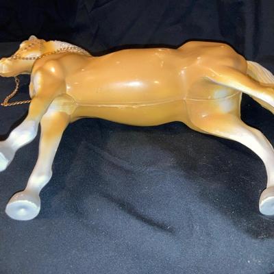 VINTAGE HORSES