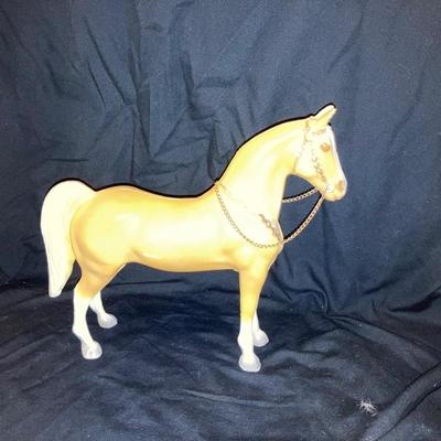 VINTAGE HORSES