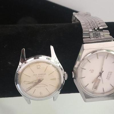 Two wrist watches Seiko Quartz and Paul Durelle with 7 Jewels