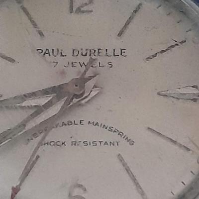 Two wrist watches Seiko Quartz and Paul Durelle with 7 Jewels