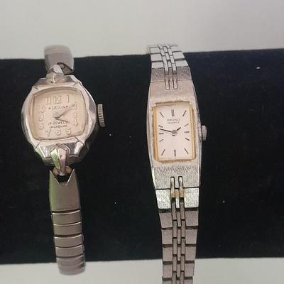 Two Women's wrist watches Seiko Quartz, and Leica with 17 jewels
