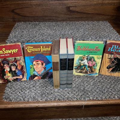 REALLY NEAT OLD CLASSIC BOOKS ðŸ“š