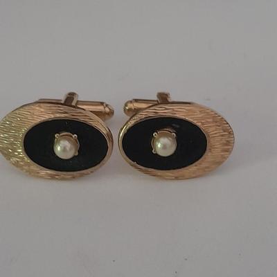 Cuff links and tie clips black and white / silver
