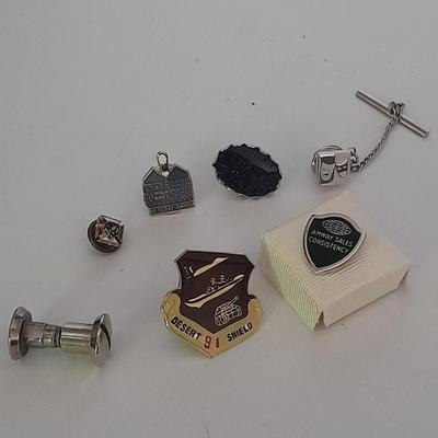 Hat pins, Desert 91 shield, Amway award, Bowling score award, K of C Knights of Columbus