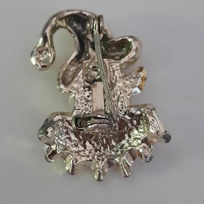 Four Fun and fancy hat pins, Roadrunner, Turtle, Frog, and a Clown