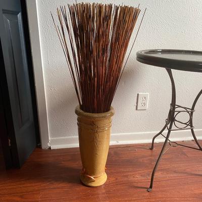 Little Table and Vase Decor