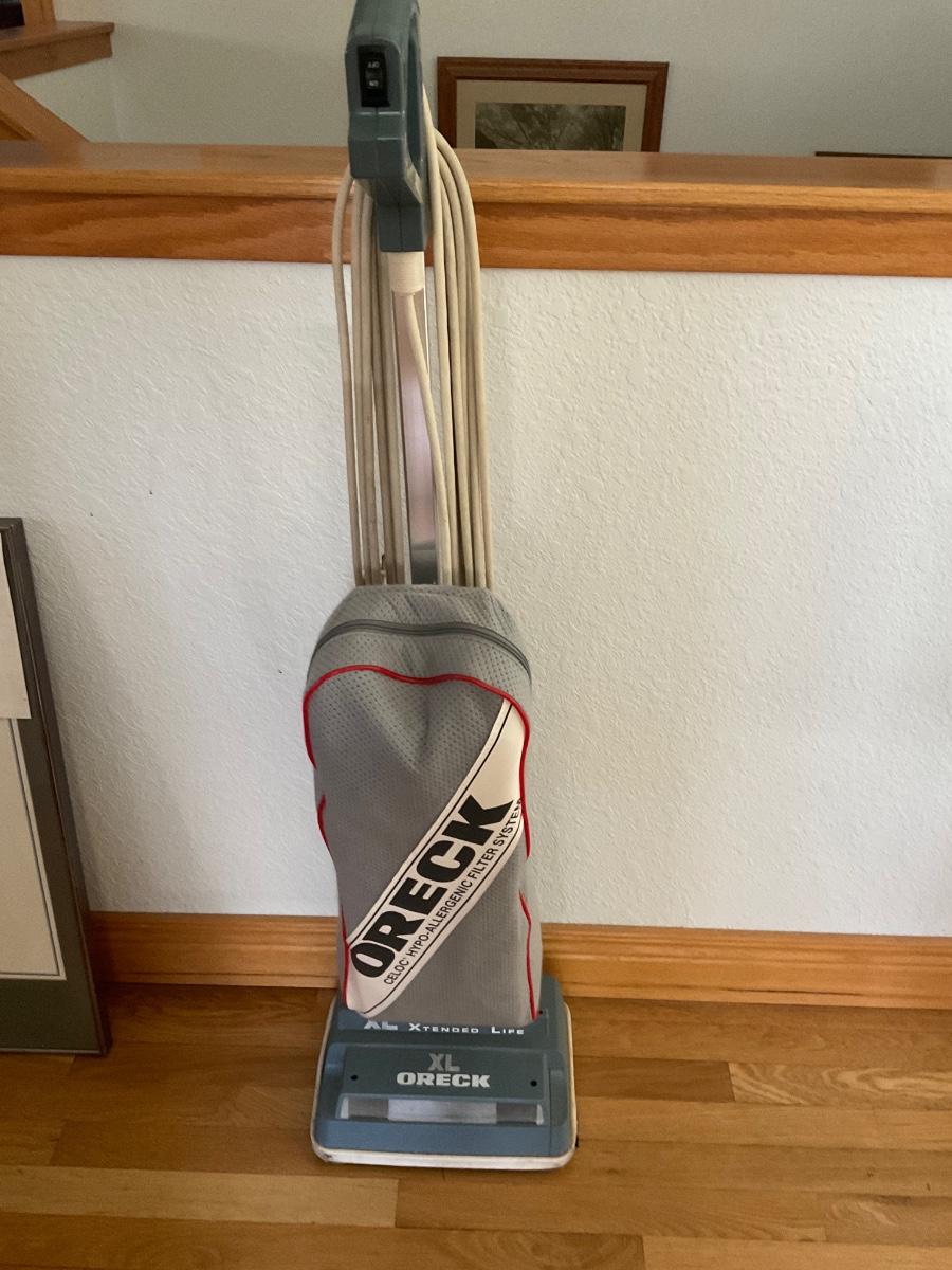 Oreck XL Vacuum Cleaner