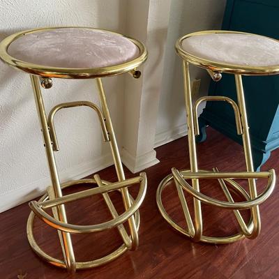Funky Metal Vintage Barstools