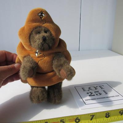 Boyd's Bears Plush, Bear in Bee Hive
