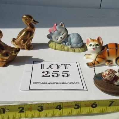 Lot of Small Cats and Ducks Figurines